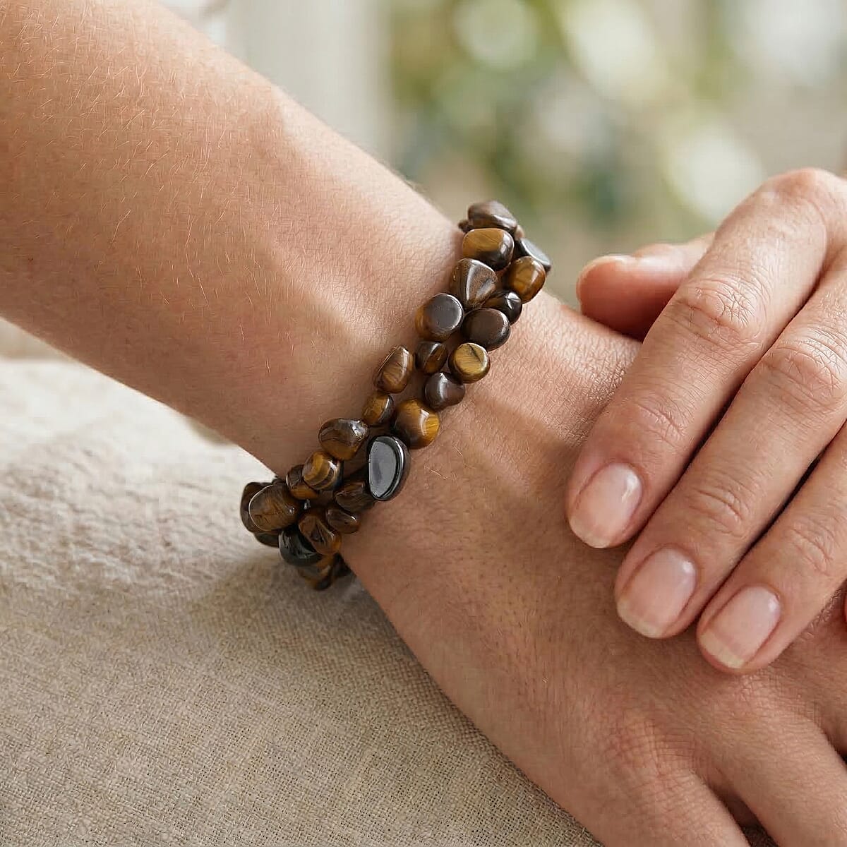 Yellow Tigers Eye 2-Row Beaded Bracelet in Goldtone (7-8.5In) image number 2