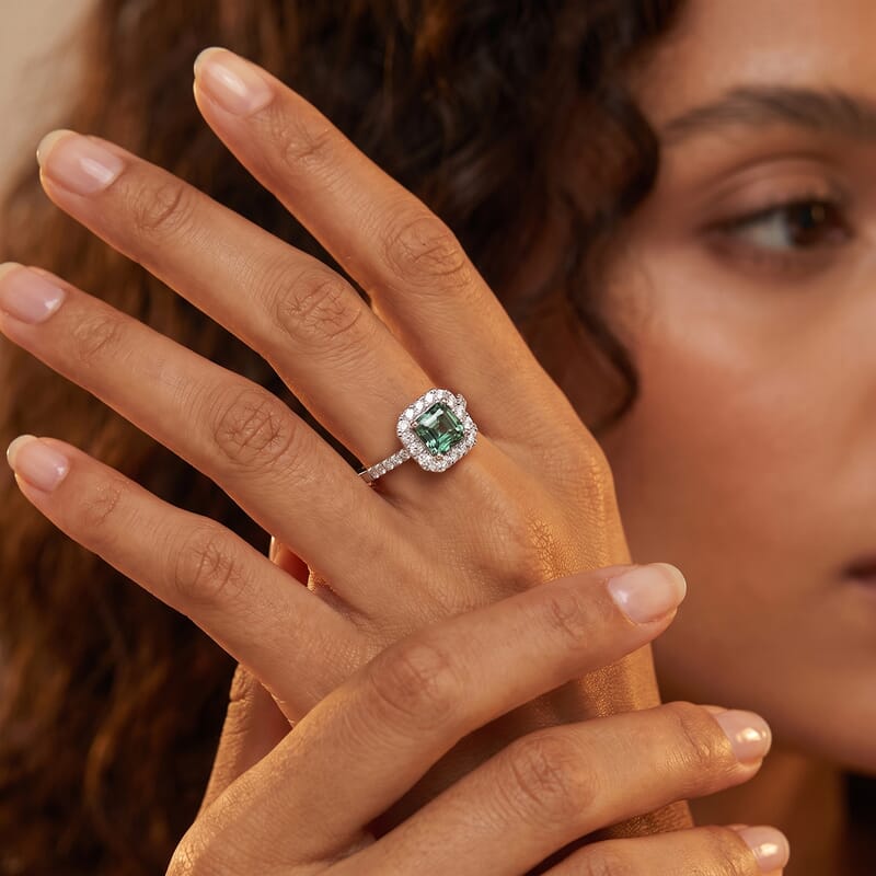 Luxuriant Lab Grown Green Diamond IR and Lab Grown Diamond VS 2.50 ctw Green Legacy Frame Ring in 950 Platinum (Size 10.0) 5.85 Grams