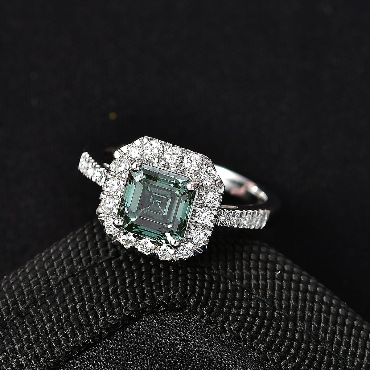 Luxuriant Lab Grown Green Diamond IR and Lab Grown Diamond VS 2.50 ctw Green Legacy Frame Ring in 950 Platinum (Size 7.0) 5.85 Grams image number 1
