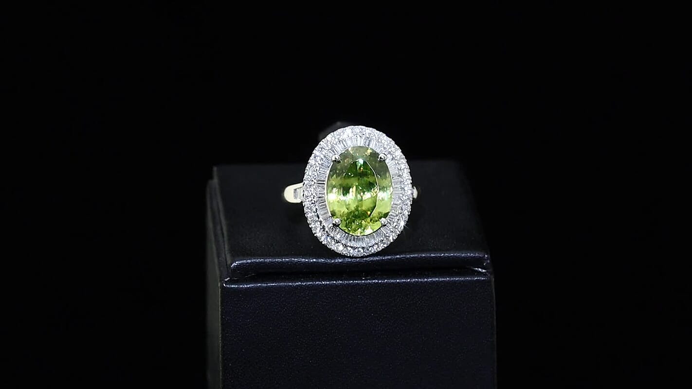 Rhapsody 950 Platinum AAAA Sava Sphene, Diamond (E-F, VS) (1.10 cts) Ring (Size 10.0) (7.65 g) 7.80 ctw