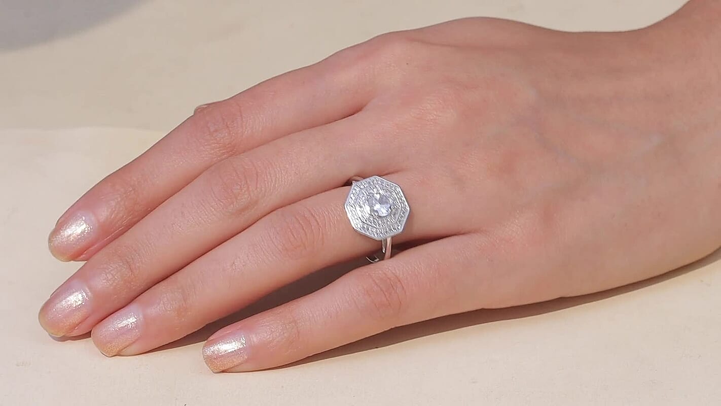 D'Joy White Topaz Majesty Ring in Rhodium Over Sterling Silver (Size 10.0) 1.40 ctw