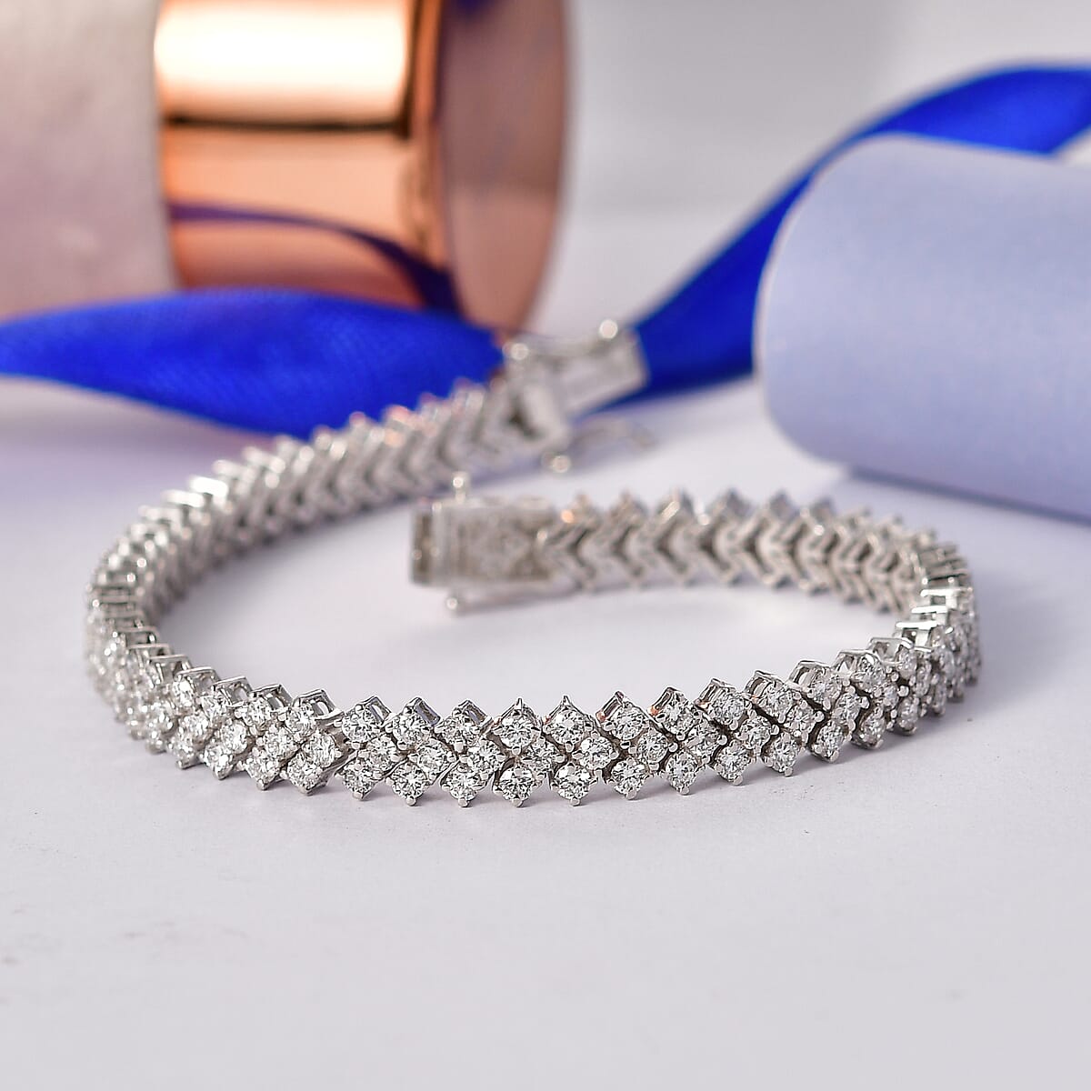 Luxuriant Lab Grown Diamond G-H SI 7.10 ctw Bracelet in Rhodium Over Sterling Silver (7.25 In) image number 1