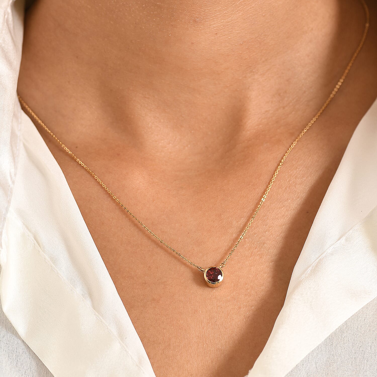 D'Joy Mozambique Garnet 1.10 ctw Necklace in 18K Vermeil Yellow Gold Over Sterling Silver (18-20 Inches)