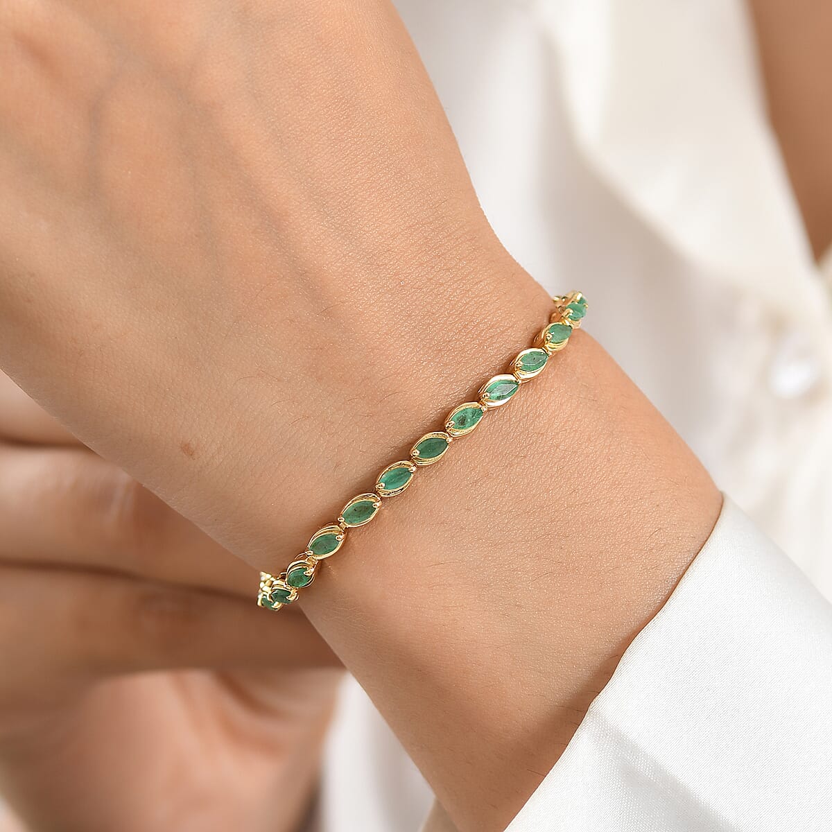 D'Joy Premium Kagem Zambian Emerald 6.30 ctw Tennis Bracelet in 18K Vermeil Yellow Gold Over Sterling Silver (6.50 In) image number 2