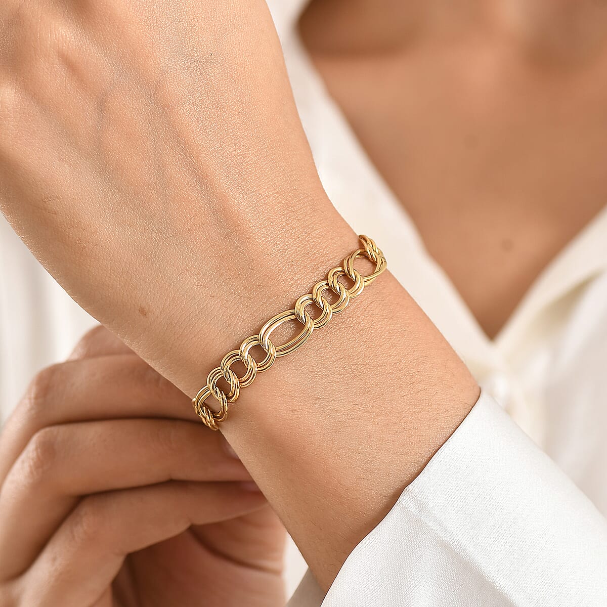 Cuban Link Bracelet in 10K Yellow Gold (7.25 In) 4.16 Grams image number 2