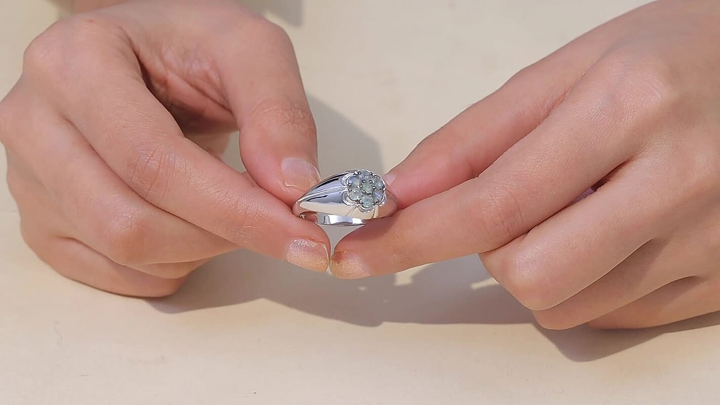 D'Joy Narsipatnam Alexandrite Men's Ring in Rhodium Over Sterling Silver (Size 10.0) 0.90 ctw