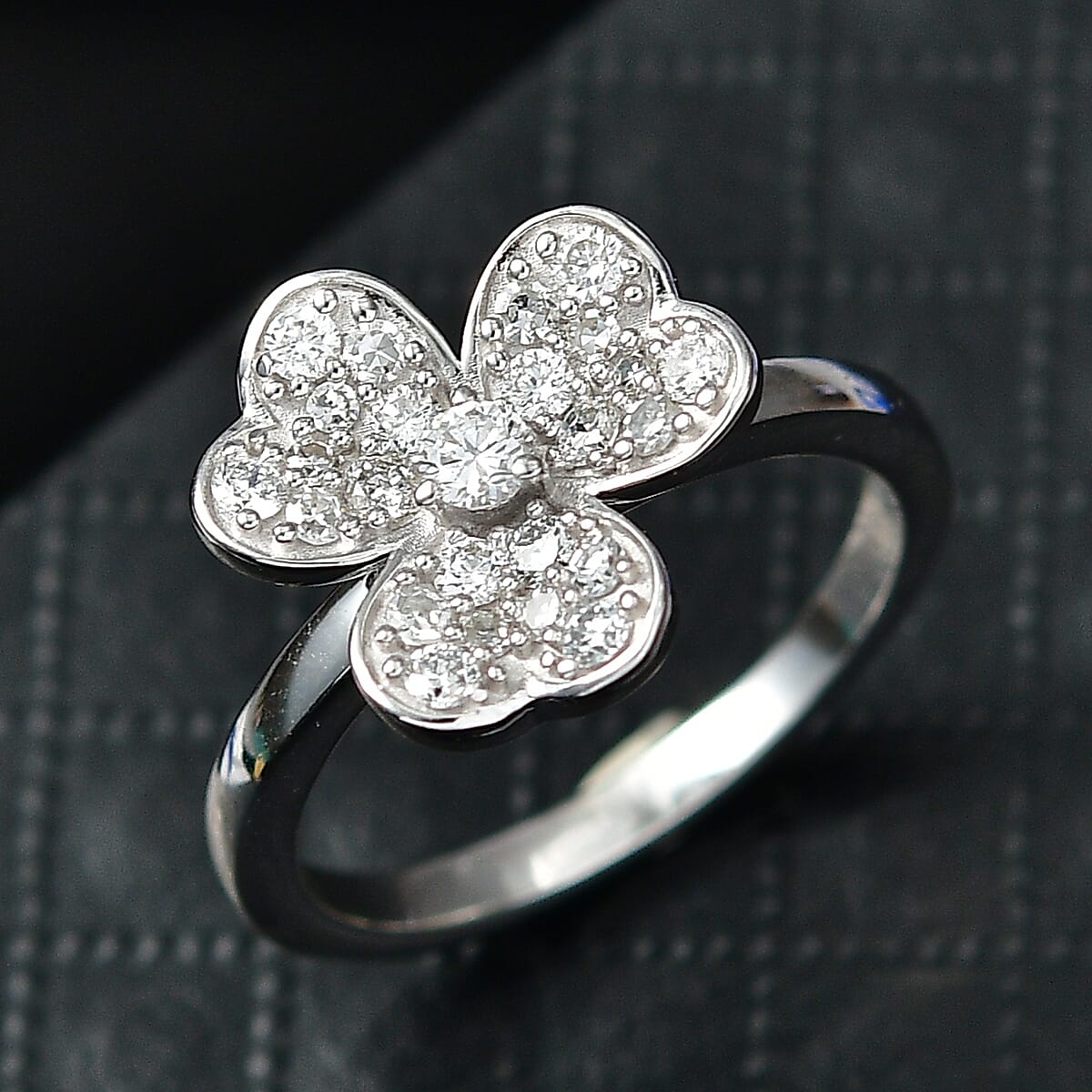 Luxuriant Lab Grown Diamond G-H SI 0.50 ctw Ring in Rhodium Over Sterling Silver (Size 7.0) image number 1