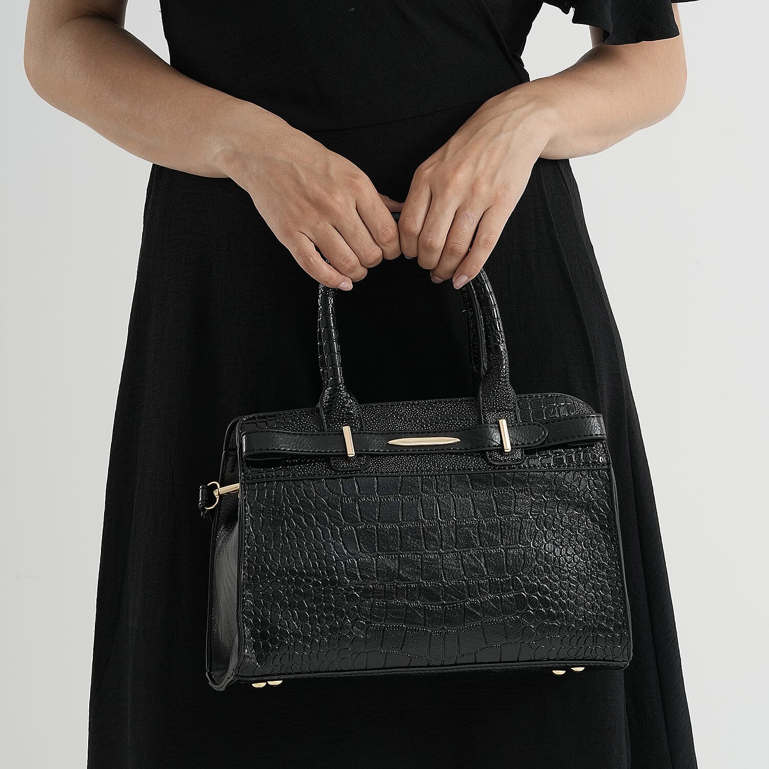Passage Black 3pcs Set Multi Pocket Tote Bag and Wristlet