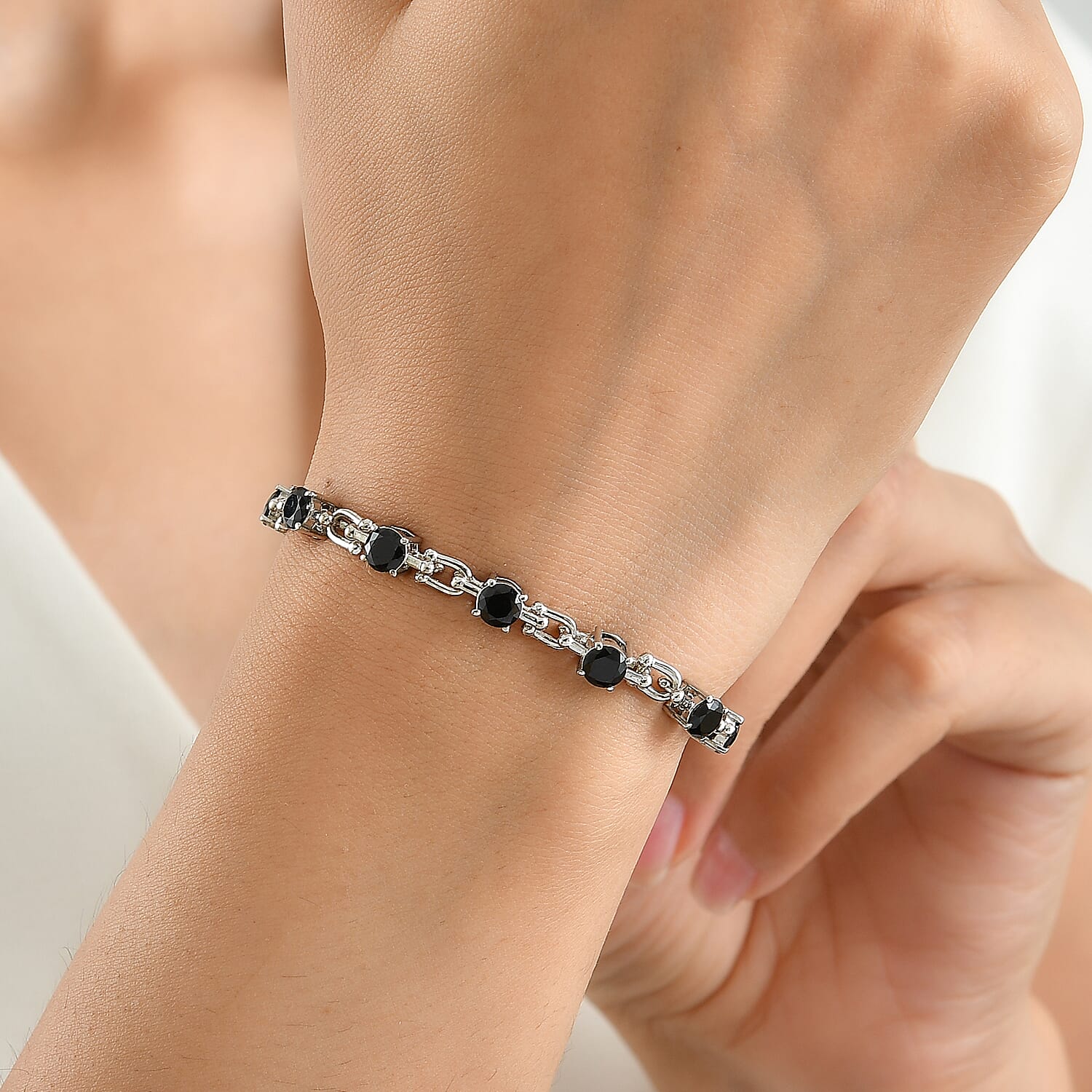 EverTrue Thai Black Spinel 5.70 ctw Station Bracelet in Platinum Bond (8.00 In)