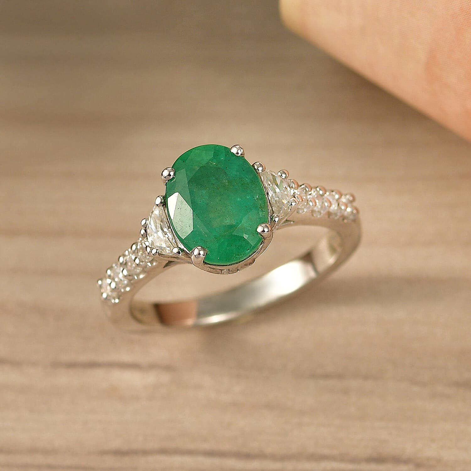 Certified & Appraised D'Joy Premium Kagem Zambian Emerald, Moissanite Ring in Rhodium Over Sterling Silver (Size 10.0) 2.10 ctw