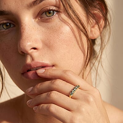Luxuriant Lab Grown Green Diamond (IR) (SI) 1.00 ctw Forever Green Five-Stone Ring in 18K Vermeil Yellow Gold Over Sterling Silver (Size 9.0)
