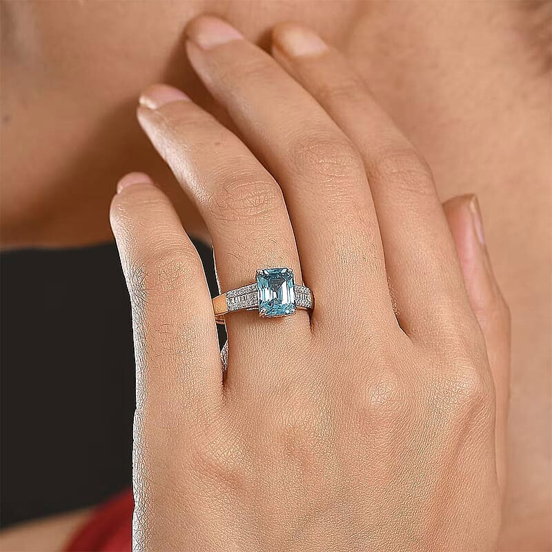 Luxoro AAAA Cambodian Blue Zircon and Diamond I2 4.70 ctw Ocean Crest Ring in 10K Yellow Gold (Size 7.0)