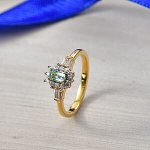 D'Joy Boyaca Colombian Emerald and Moissanite 0.80 ctw Green Fire Crown Ring in 18K Vermeil Yellow Gold Over Sterling Silver (Size 7.0) (Del. In 8-10 Days)