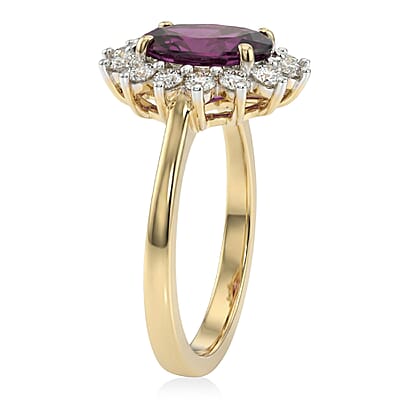 AAA Radiant Ember Garnet and Luxuriant Lab Grown Diamond E-F VS 2.50 ctw Royal Flame Halo Ring in 10K Yellow Gold (Size 6.0)