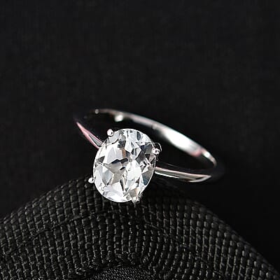 D'Joy White Topaz 2.50 ctw Classic Lumina Solitaire Ring in Rhodium Over Sterling Silver (Size 8.0)