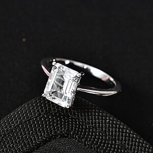 D'Joy White Topaz 2.85 ctw Classic Lumina Solitaire Ring in Rhodium Over Sterling Silver (Size 7.0)