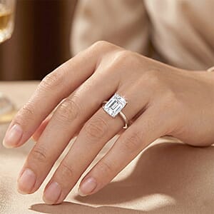 D'Joy White Topaz 2.85 ctw Classic Lumina Solitaire Ring in Rhodium Over Sterling Silver (Size 7.0)