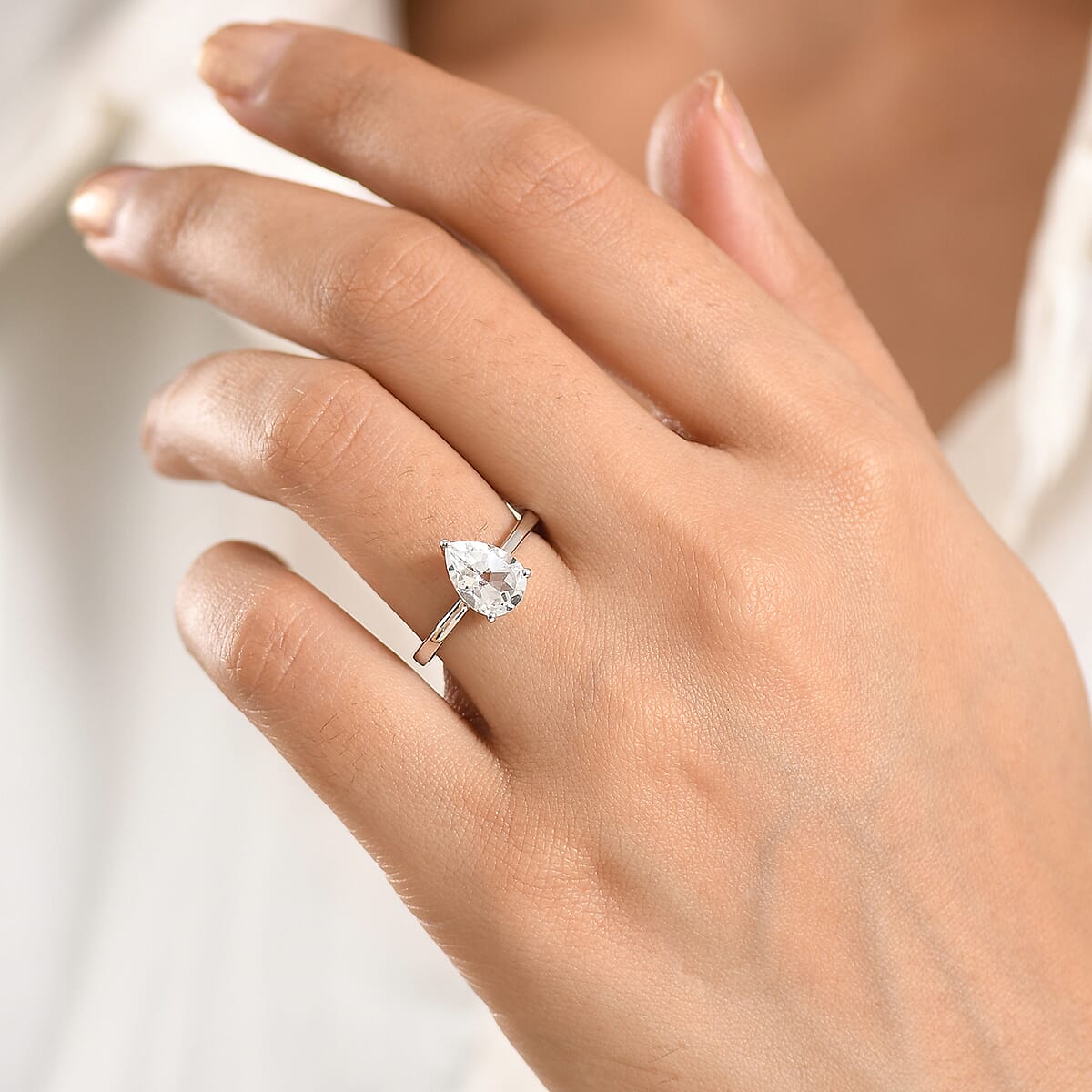 D'Joy White Topaz 2.50 ctw Prism Solitaire Ring in Rhodium Over Sterling Silver (Size 10.0) image number 2