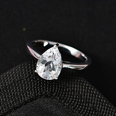 D'Joy White Topaz 2.50 ctw Prism Solitaire Ring in Rhodium Over Sterling Silver (Size 11.0)