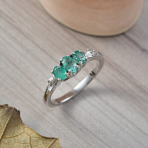 D'Joy Boyaca Colombian Emerald and Diamond 0.60 ctw Triple Flame Ring in Rhodium Over Sterling Silver (Size 8.0)