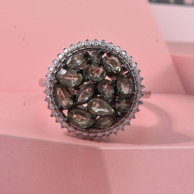 D'Joy Premium Milanoa Green Sapphire and Moissanite 2.50 ctw Secret Garden Bloom Ring in Rhodium Over Sterling Silver (Size 10.0)