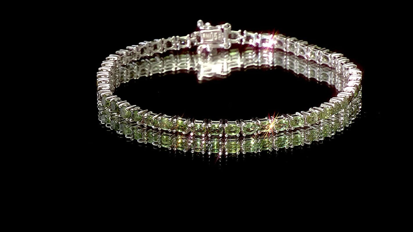 Epic Deal D'Joy Premium Green Sapphire Green Fire Enchantment Bracelet in Rhodium Over Sterling Silver (6.50 In) 10.65 ctw
