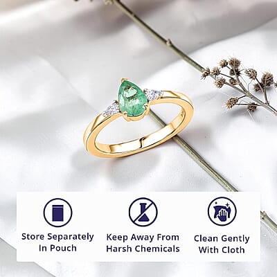 Luxoro Premium Boyaca Colombian Emerald and Diamond I2 0.75 ctw Green Flame Elegance Ring in 10K Yellow Gold (Size 10.0)
