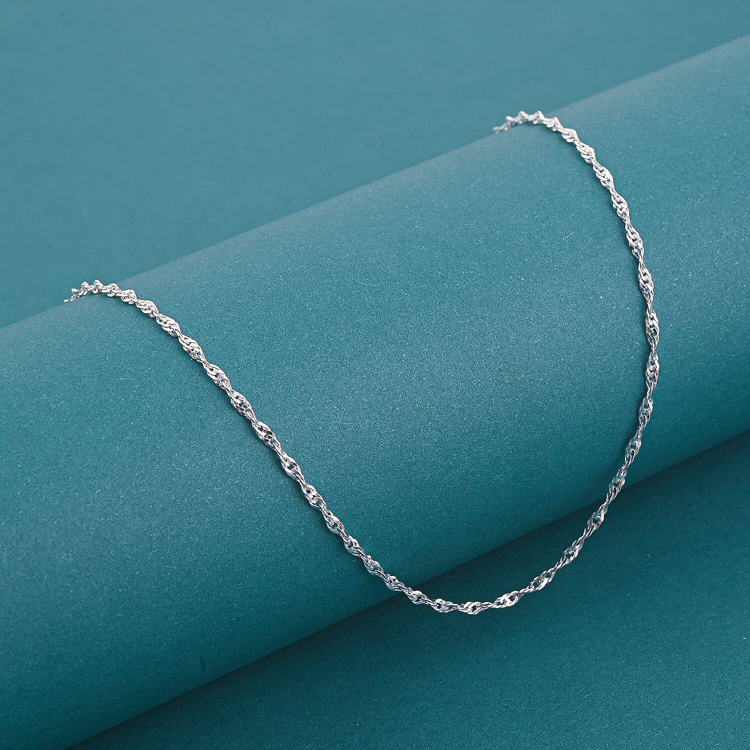 Italian Singapore Chain Necklace in Sterling Silver 1.84 Grams 18 Inches