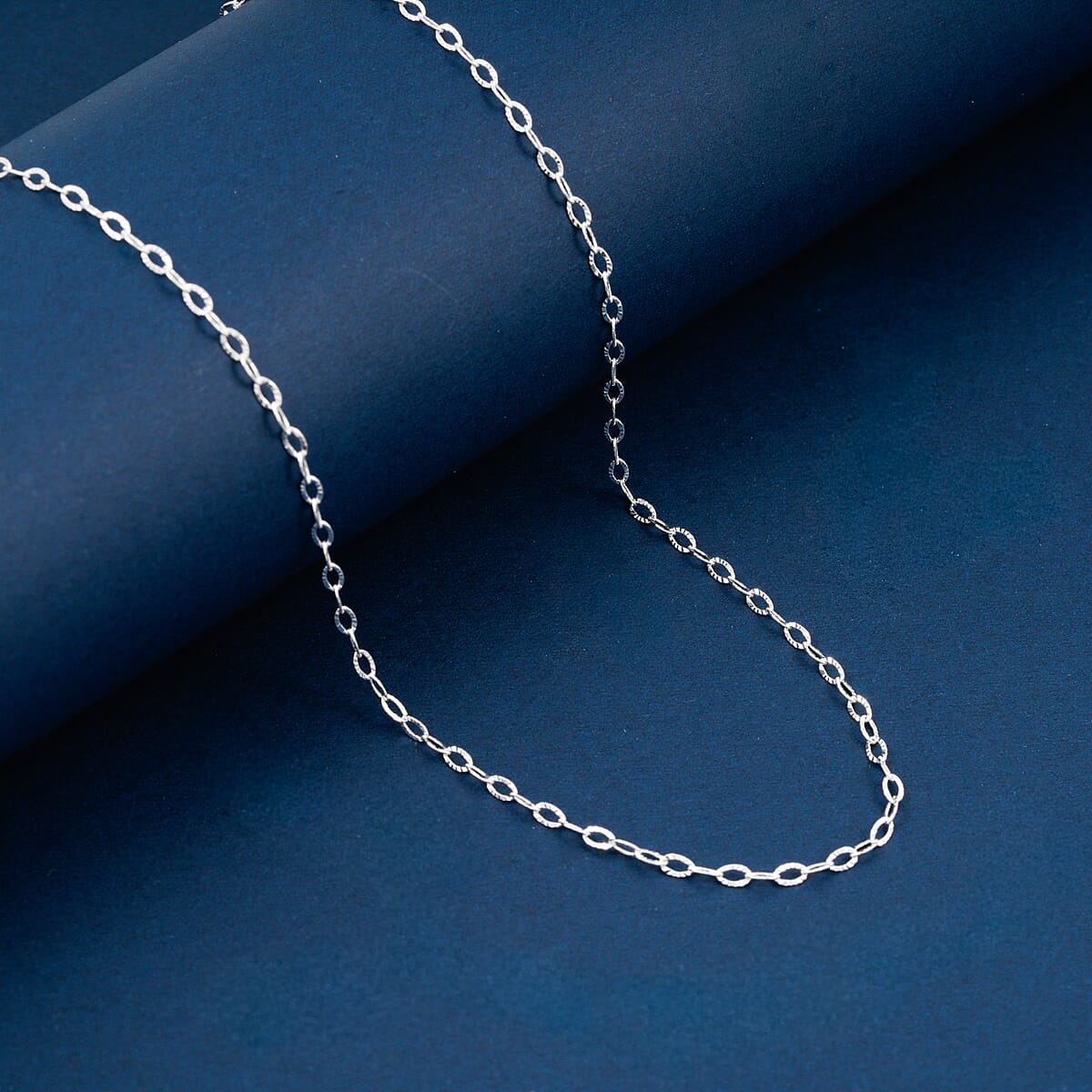 Italian Oval Drop Diamond-cut Chain Necklace in Sterling Silver 2.30 Grams (24 Inches) image number 1