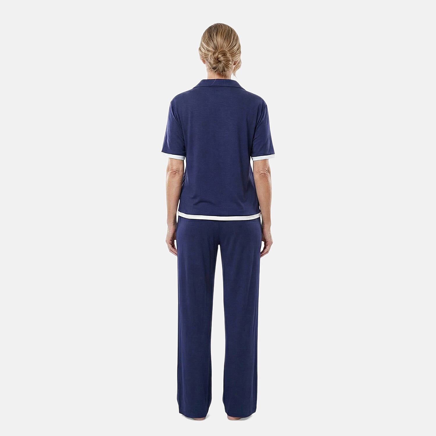 Badgley Mischka Blueberry/Ivory Lounge Set M