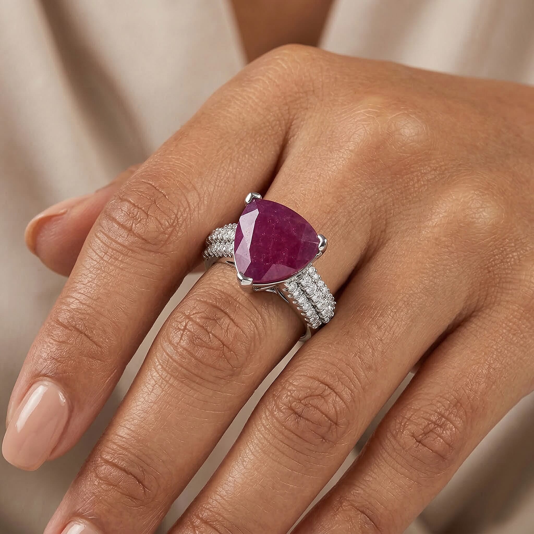 Certified & Appraised D'Joy Niassa Ruby (FF) and Moissanite 9.44 ctw Ring in Rhodium Over Sterling Silver (Size 10.0)