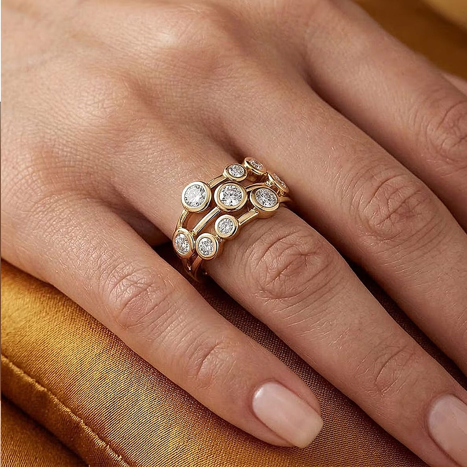 Luxuriant Lab Grown Diamond G-H SI 1.00 ctw Cluster Ring in 18K Vermeil Yellow Gold Over Sterling Silver (Size  5.0)