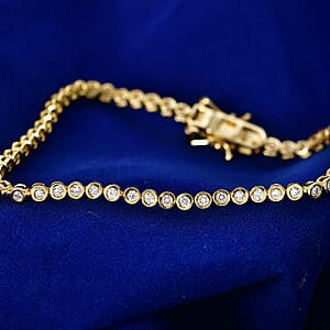 Luxuriant Lab Grown Diamond G-H SI 2.00 ctw Tennis Bracelet in 18K Vermeil Yellow Gold Over Sterling Silver (7.25 In) (Del. in 10-12 Days)