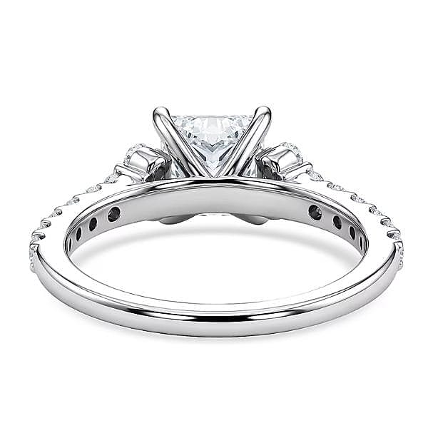 Luxuriant Lab Grown Diamond SI2 2.00 ctw Ring in 14K White Gold (Size 8.0)