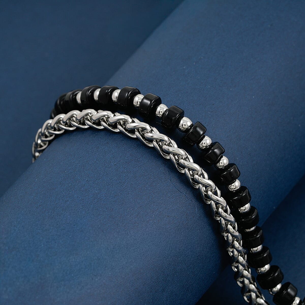 Black Onyx 28.00 ctw Beaded Bracelet in Stainless Steel (8-9In) image number 1