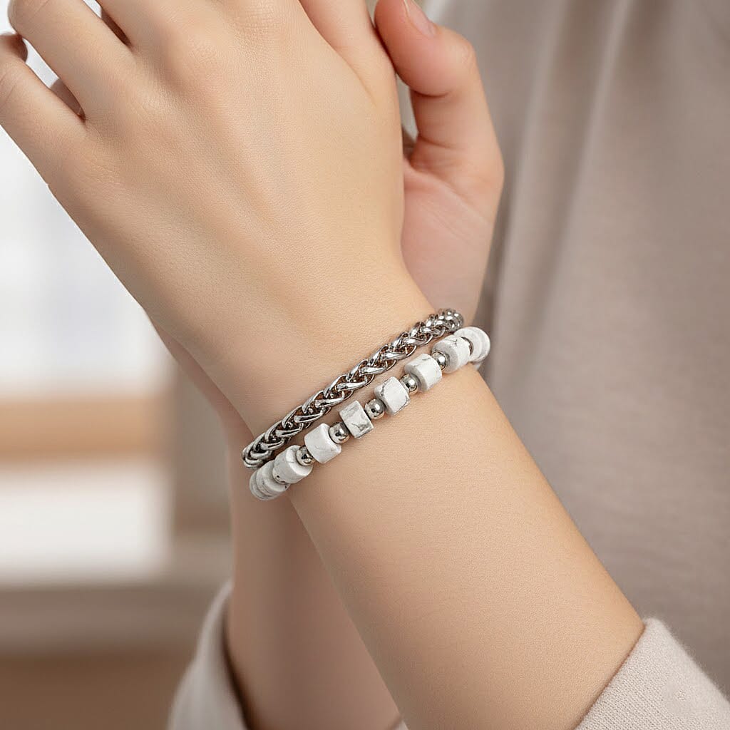 Howlite 30.00 ctw Beaded Bracelet in Stainless Steel (8-9In)