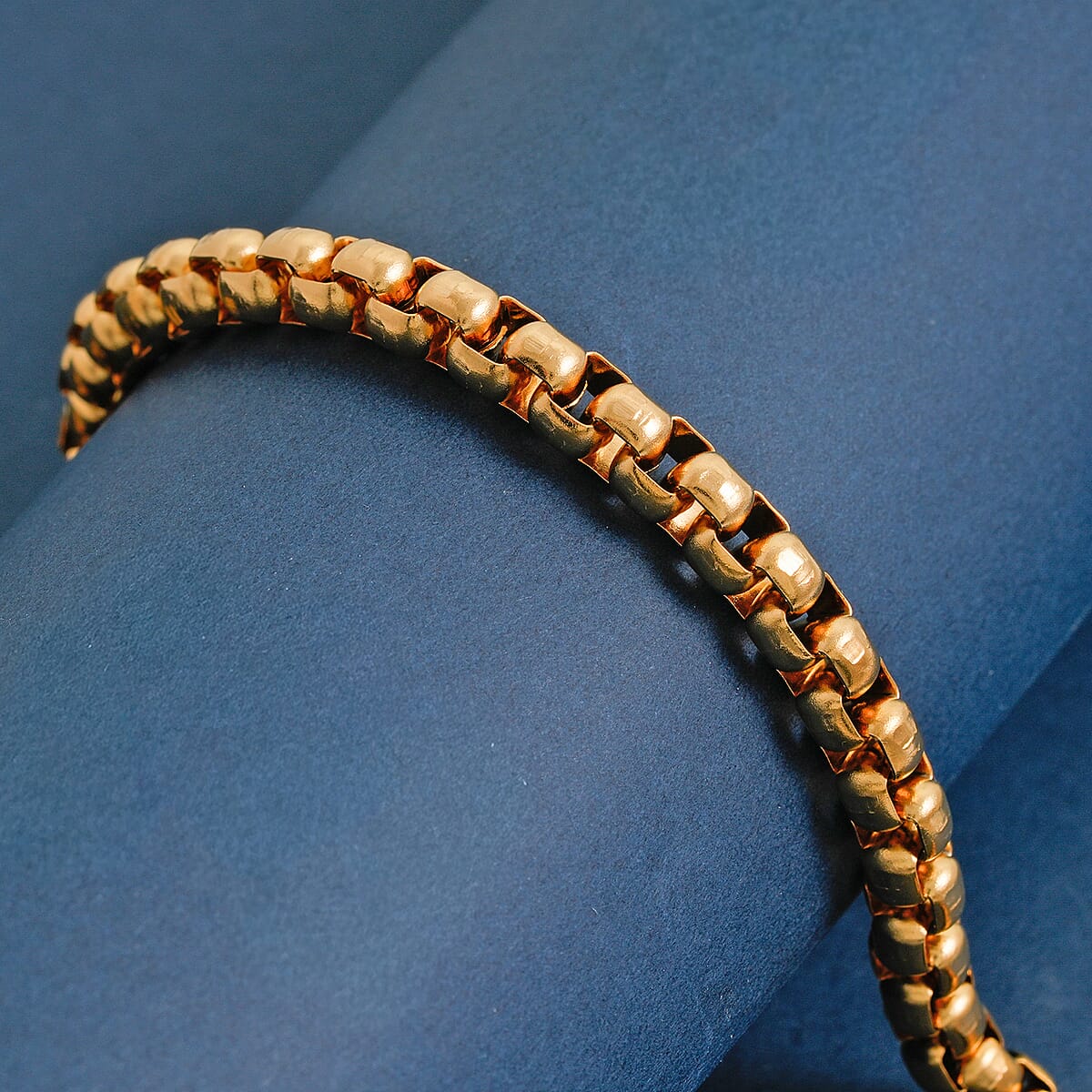 Fancy Chain Bracelet in ION Plated YG Stainless Steel (8.00 In) image number 1