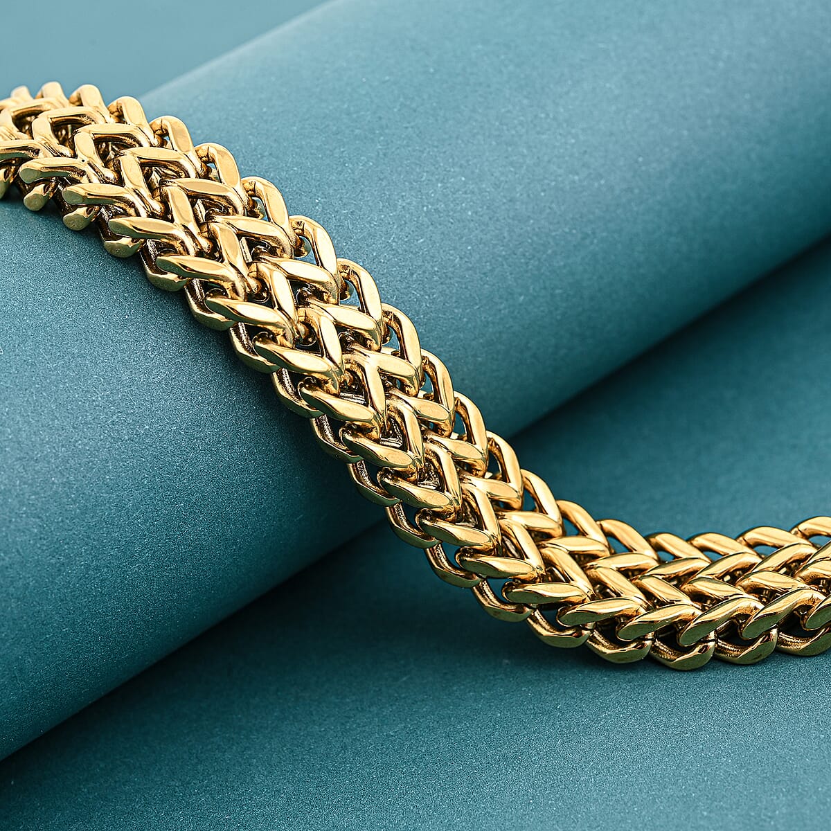 Foxtail Chain Bracelet in ION Plated YG Stainless Steel (8.50 In) image number 1