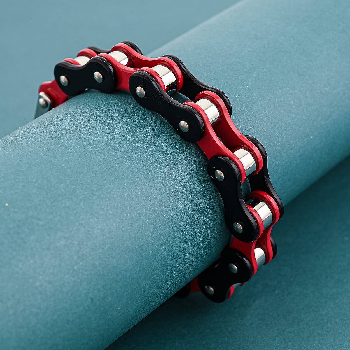 Red and Black Motorcycle Chain Bracelet in Stainless Steel (8.50 In) image number 1