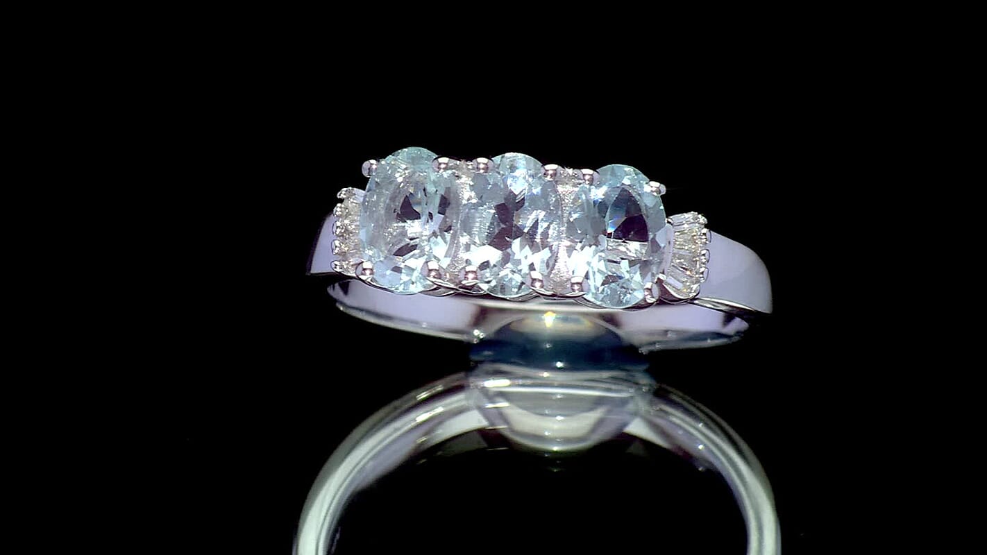 D'Joy Premium Mangoro Santo Aquamarine, Diamond Ring in Rhodium Over Sterling Silver (Size 7.0) 1.30 ctw