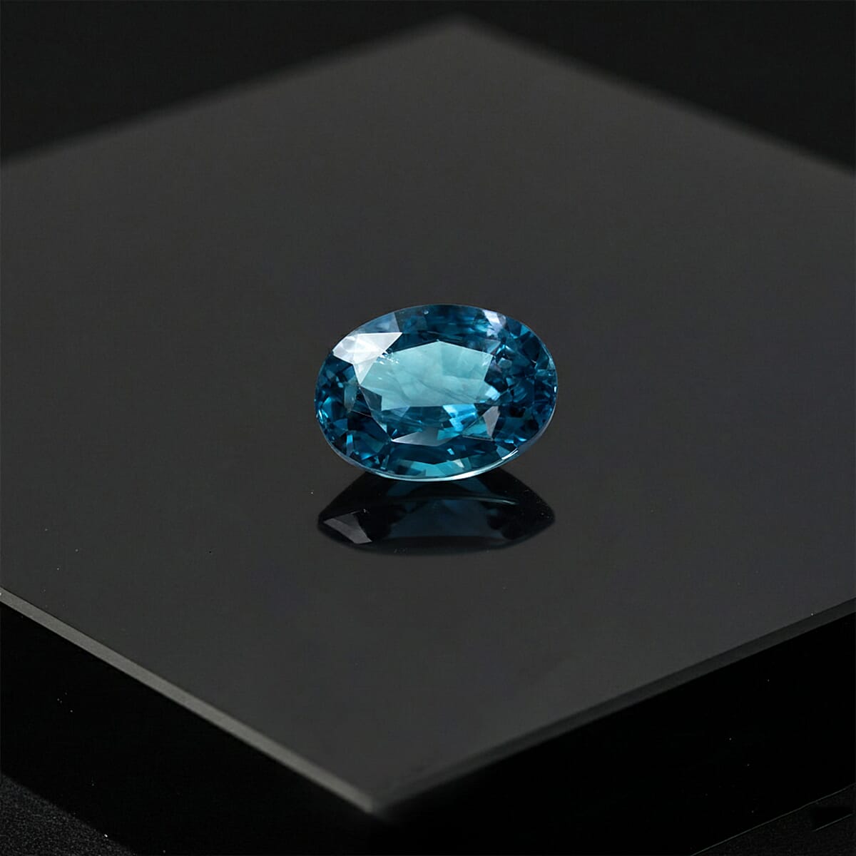 Gem Hunter Collection Certified and AppraisedAAAA Narsipatnam Alexandrite (Ovl Free Size) 1.14 ctw image number 1
