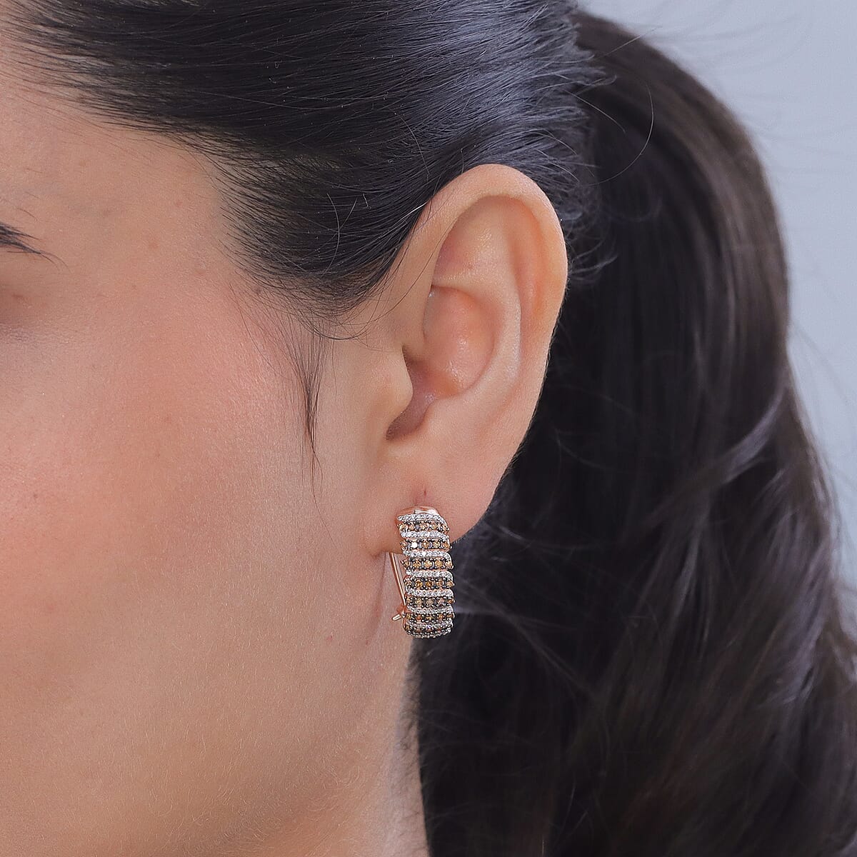 Luxuriant Lab Grown Red Diamond and Lab Grown Diamond SI 1.00 ctw Earrings in 18K Vermeil Rose Gold Over Sterling Silver image number 2