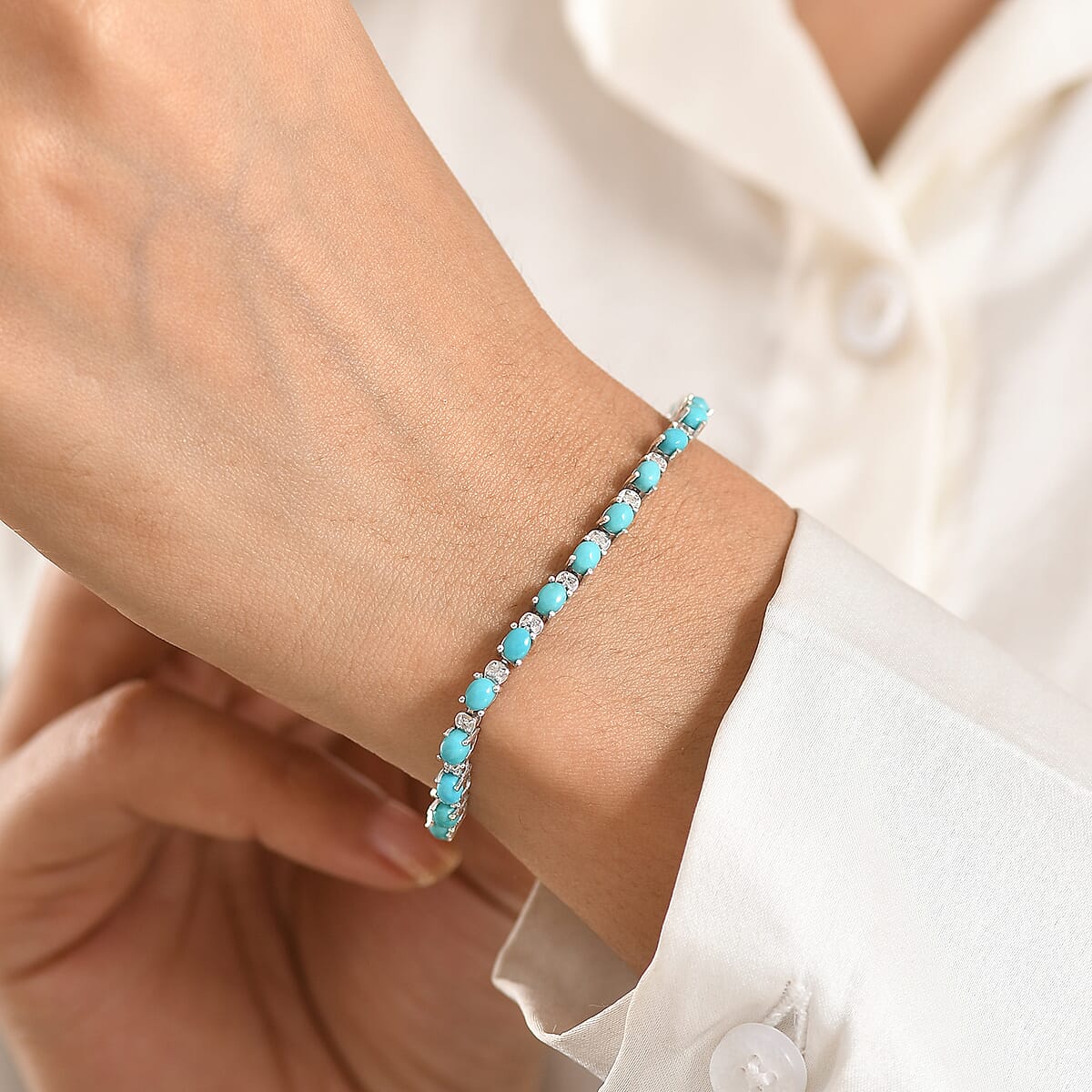 Premium Sleeping Beauty Turquoise, Luxuriant Lab Grown Diamond (0.40 cts) (I3) Bracelet in Rhodium Over Sterling Silver (7.25 In) 4.50 ctw image number 2