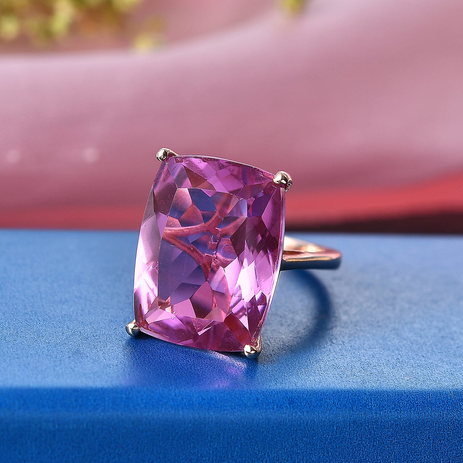 EverTrue African Lilac Quartz (Triplet) 20.30 ctw Solitaire Ring in 18K Rose Gold Plated (Size 10.0) (Ships in 5-7 Days)