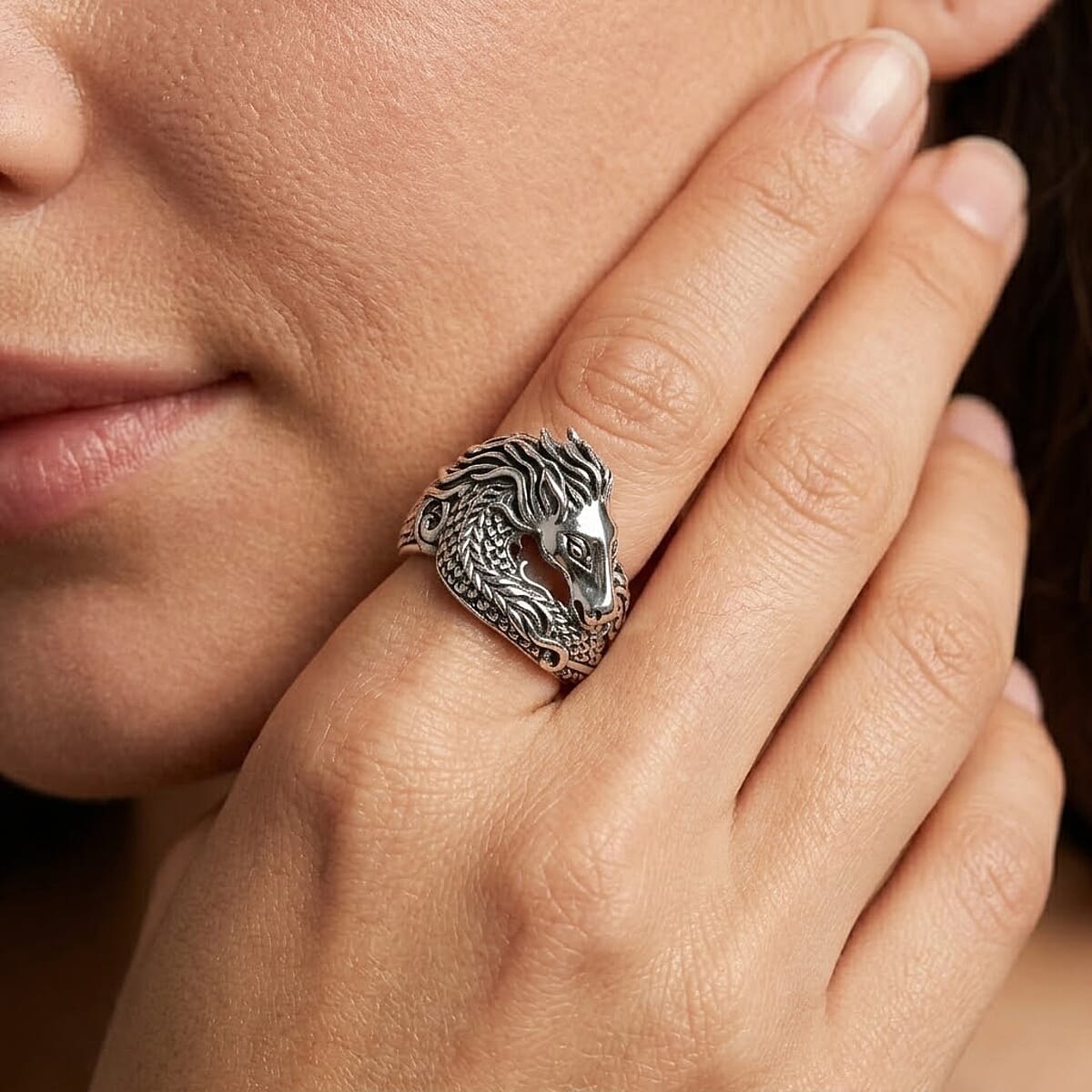 D'Joy Bali Legacy Horse Ring in Sterling Silver (Size 11.0) 7.75 Grams image number 2