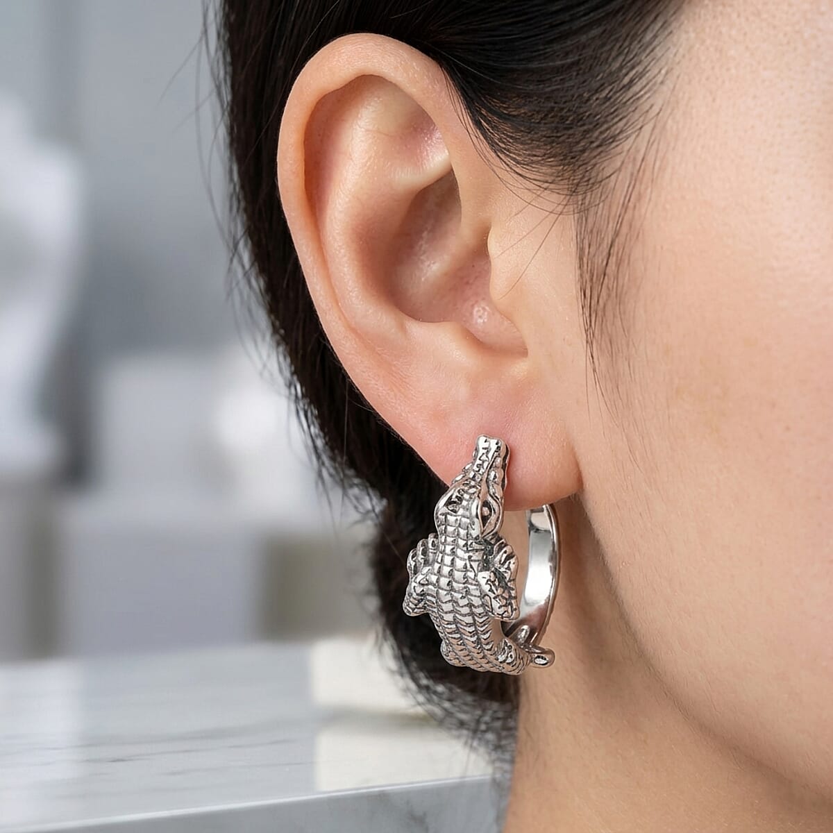 D'Joy Bali Legacy Earrings in Sterling Silver 8 Grams image number 1