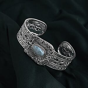 D'Joy Bali Legacy Larimar 4.10 ctw Bangle Bracelet in Sterling Silver (7.25 in)