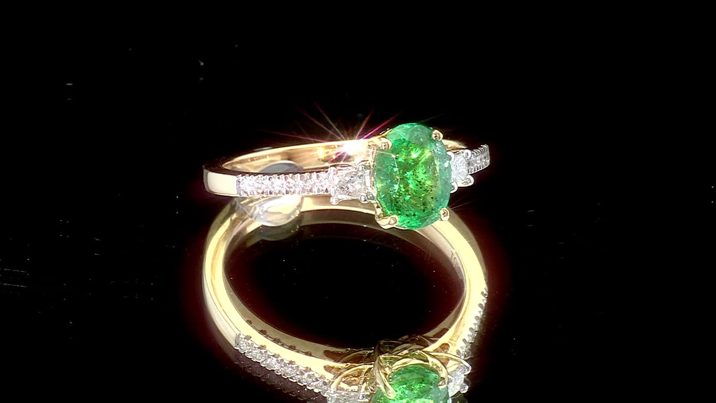 Mother's Day Doorbuster Deal Certified & Appraised Luxoro 10K Yellow Gold AAA Kagem Zambian Emerald, Diamond (I2) (0.30 cts) Ring (Size 10.0) 1.50 ctw