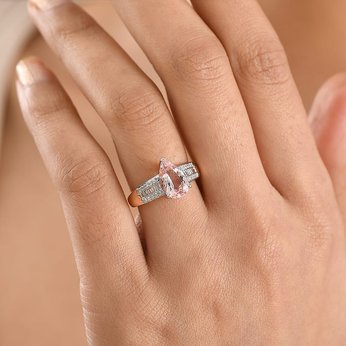 Luxoro Premium Pink Morganite and G-H I2 Diamond 2.00 ctw Forever Rose Ring in 10K Rose Gold (Size 10.0) image number 2