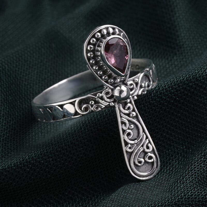 D'Joy Bali Legacy Morro Redondo Pink Tourmaline 0.35 ctw Cross Ring in Sterling Silver (Size 10.0)